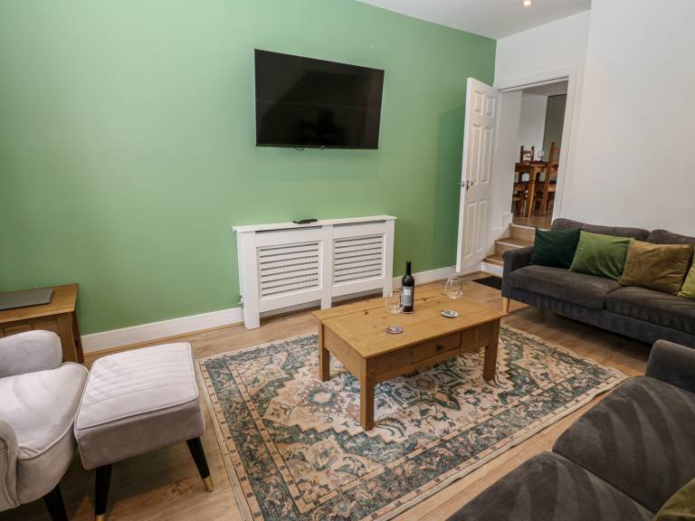 Cottage with 3 rooms for 5 persons — photo 2