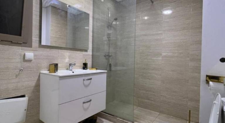 Rental apartment with pool — photo 2