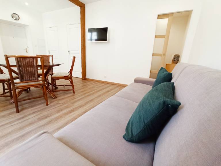 Holiday apartment with terrace — photo 3