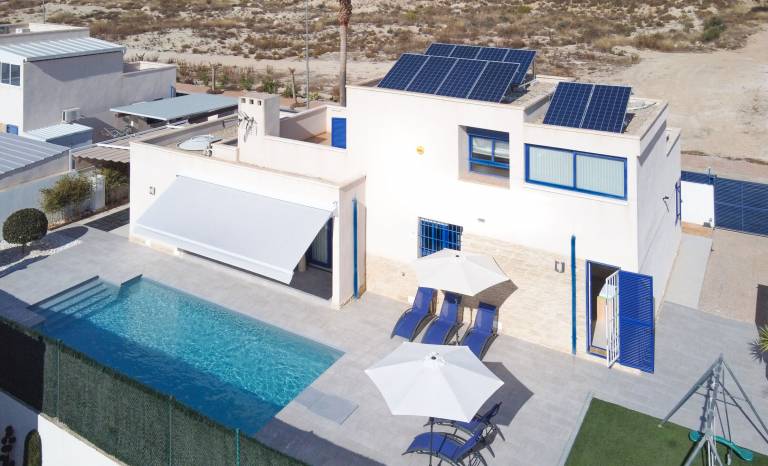Chalet Blanca
