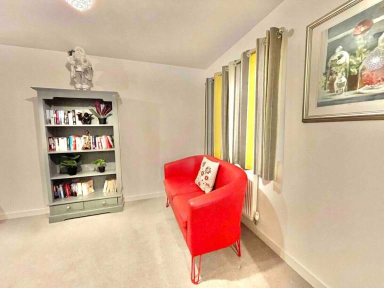 Spacious house with terrace & garden | Perfect for remote work | Dogs allowed in Ashford