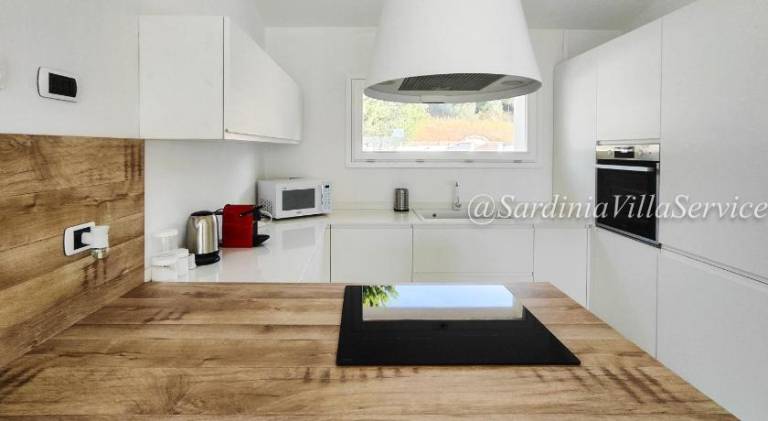 Villa with barbeque, yard & private pool — photo 5