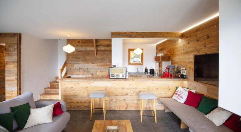 Chalet with 3 rooms for 6 persons in Lens