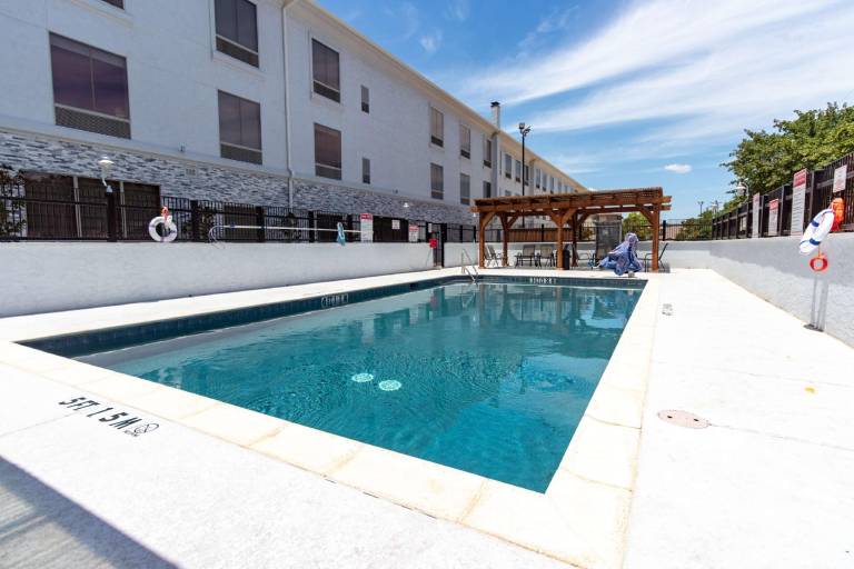 Hampton Inn & Suites Denton — photo 3