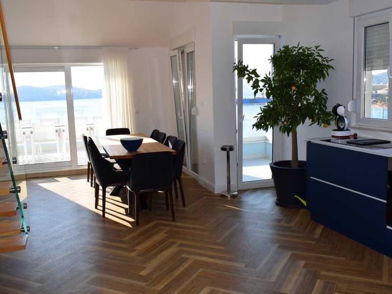 Rental apartment with 5 rooms for 11 persons — photo 4