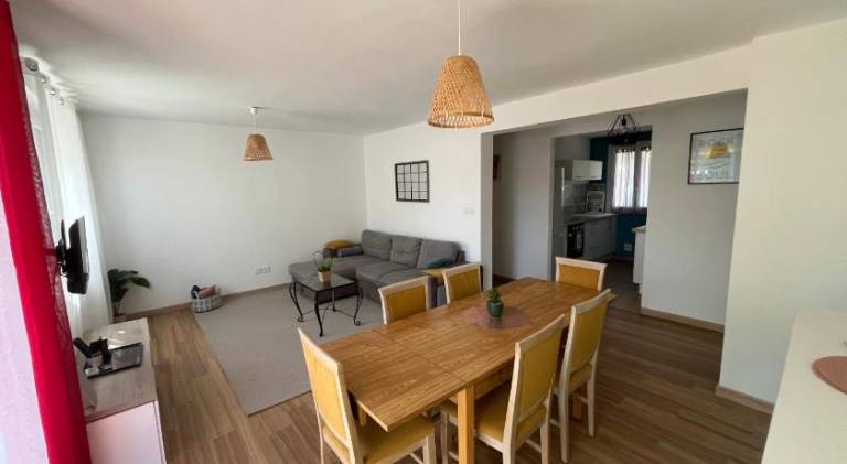 Rental apartment with 3 rooms for 8 persons — photo 2