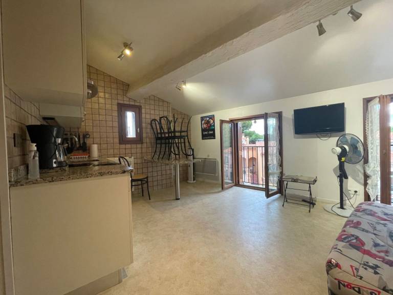 Holiday apartment with 1 room for 5 persons — photo 4
