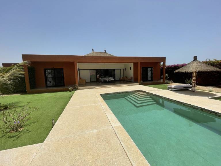 Villa Saly