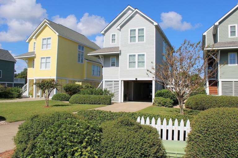 House Manteo