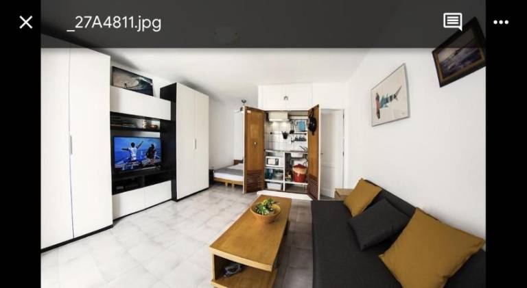 Holiday apartment with private pool, yard & patio | Pet-friendly — photo 2