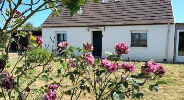 Vacation home with hot tub | Pet-friendly in Rouen