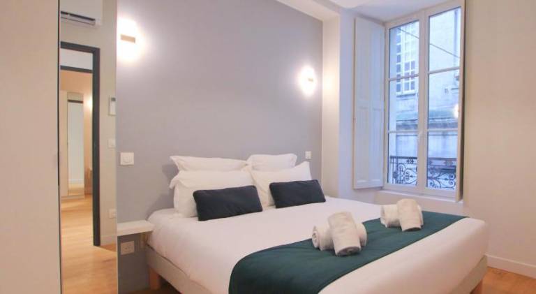 Appartements 3 Chambres de luxe 6 personnes, Centre Ville, Clim, Ascenseur in Bordeaux