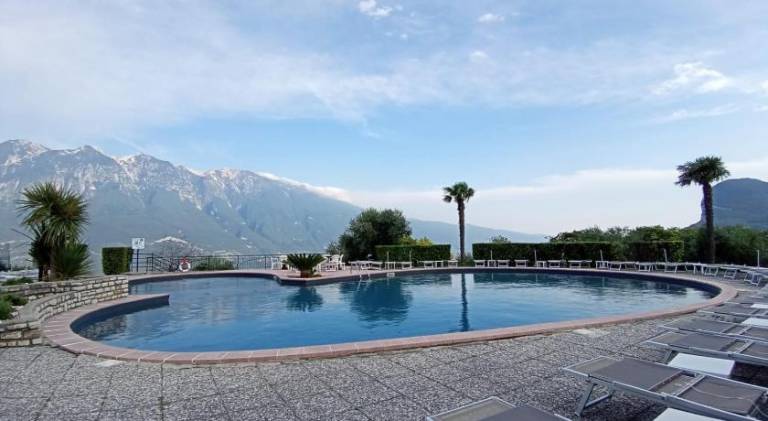 Pleasant holiday apartment with yard, pool & terrace | Pet-friendly — photo 2