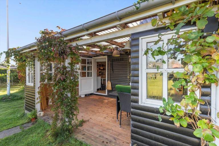 Wonderful house with grill, patio & yard | Pet-friendly — photo 4
