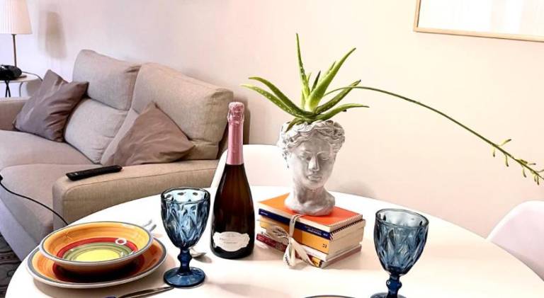 Holiday apartment with jacuzzi — photo 2