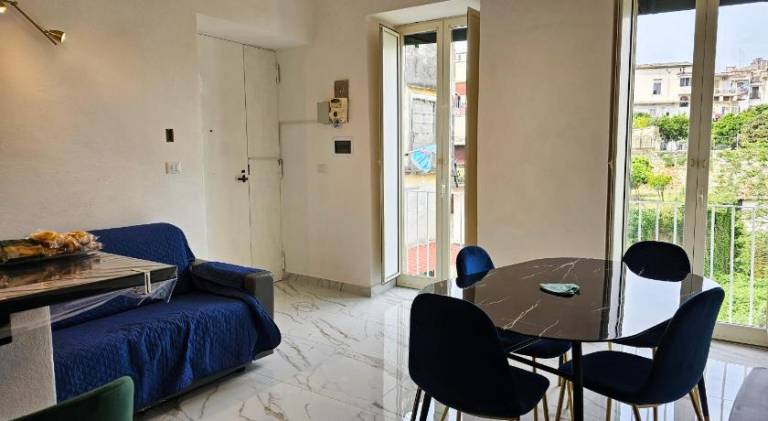 House | Next to Piazza Dante — photo 2