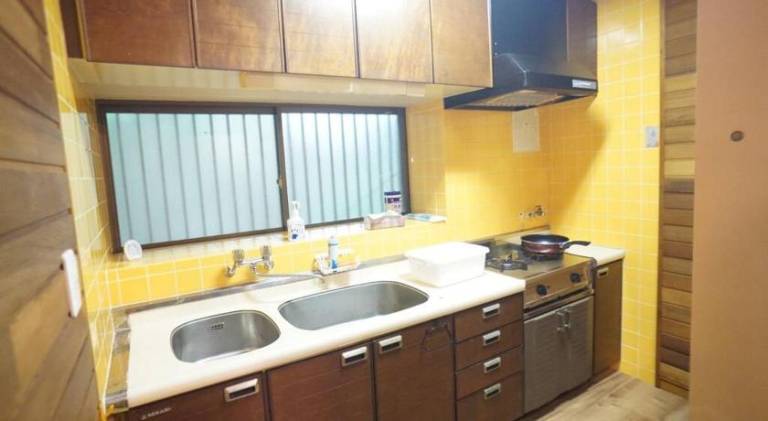 Charming vacation home with BBQ & patio | Good for workation | Pet-friendly — photo 5