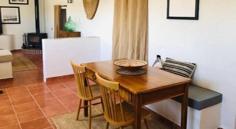 Fully equipped house with pool, grill & yard | Pet-friendly — photo 3