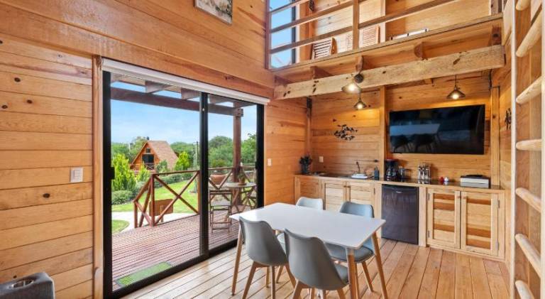 Lodge with sauna, pool & terrace | Pet-friendly — photo 2