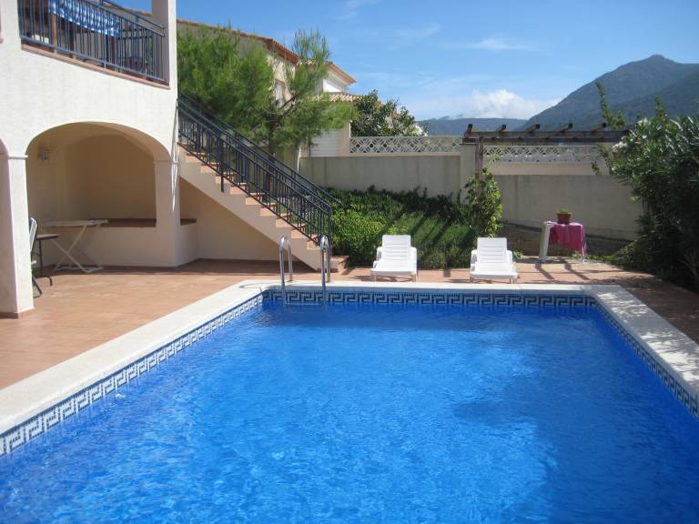 Villa  Rosas