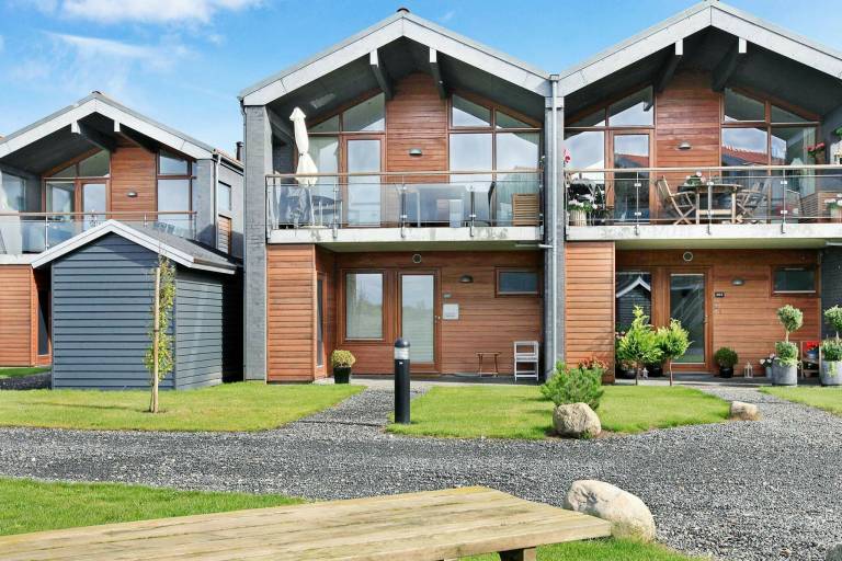 Fully equipped vacation home with barbeque, jacuzzi & terrace | Dogs allowed — photo 3