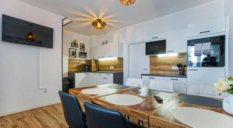 Holiday apartment with 2 rooms for 6 persons — photo 3
