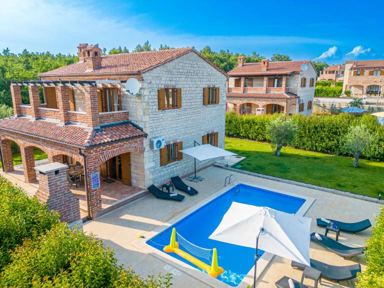 Ferienhaus mit Hund in Butkovići, Istrien fuer max. 9 Personen