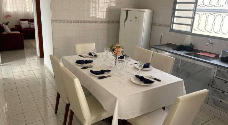 Seu refugio com tres quartos e garagem gigante — photo 4