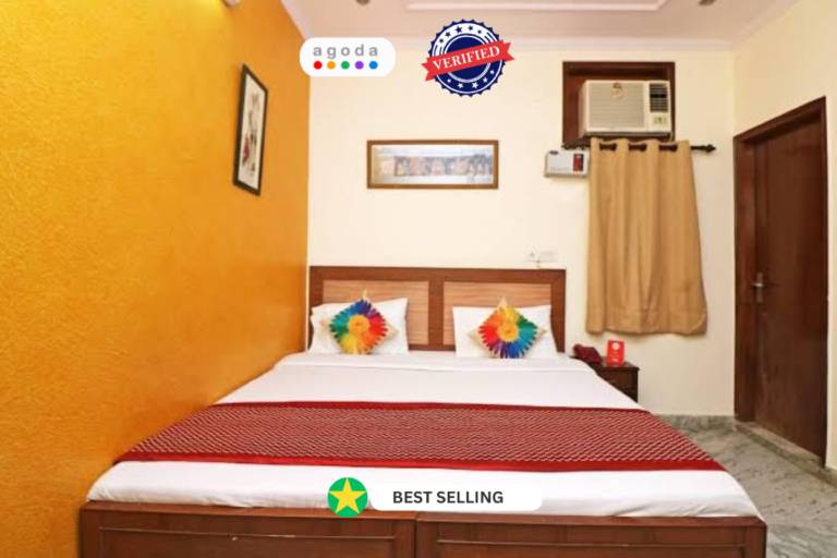 Goroomgo White Elephant Inn Noida in Noida