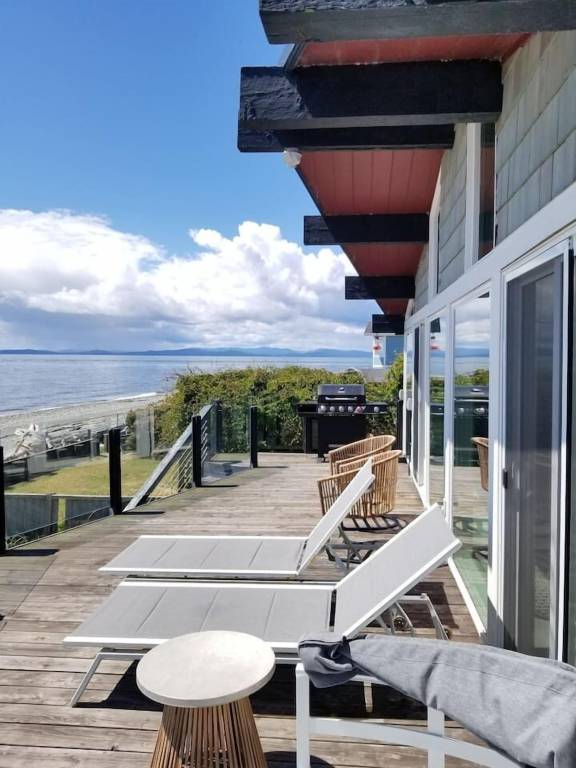 House Galiano Island