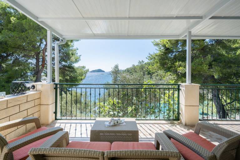 Spacious vacation home with BBQ | Sea view | Pets allowed — photo 2