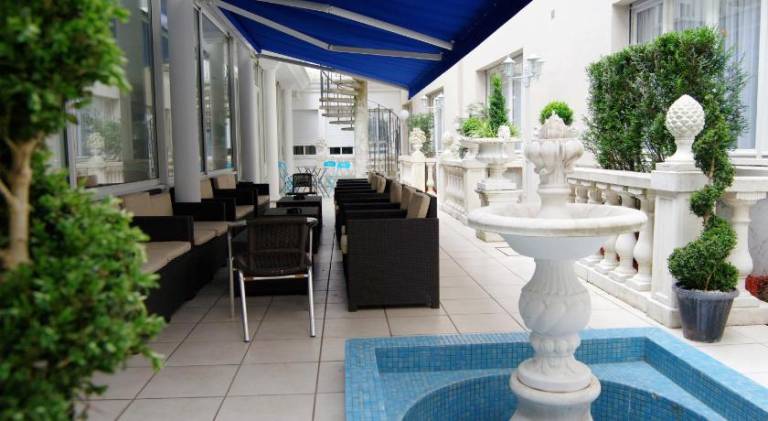 Hotel Jeanne d'Arc — photo 5