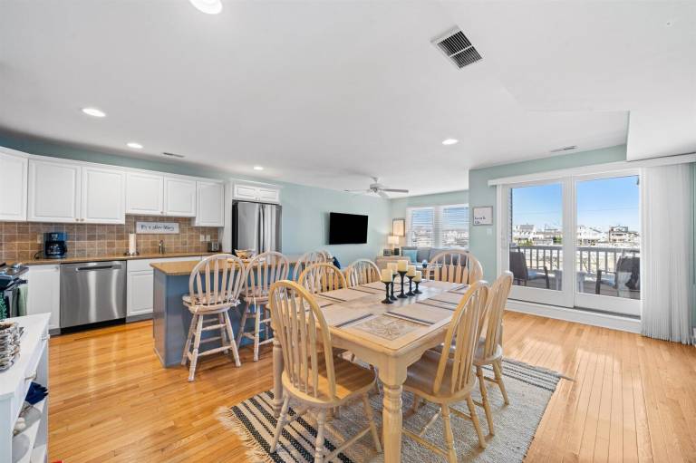 Condo Avalon