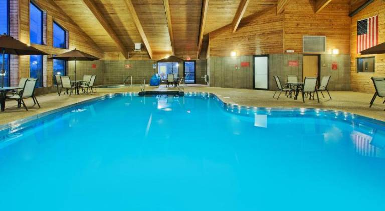 AmericInn by Wyndham Aberdeen - Event Center — photo 2