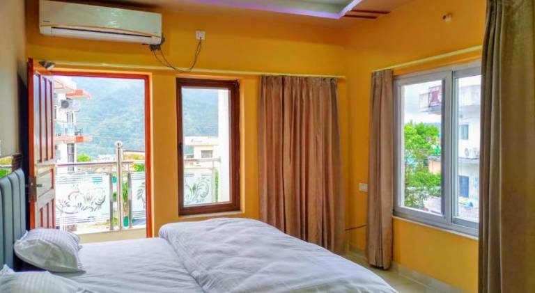 Mahadev Mension in Rishikesh