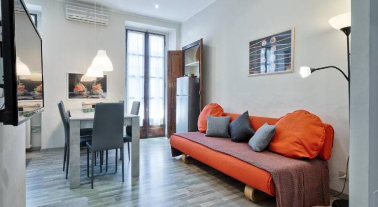 Holiday apartment with 3 rooms for 6 persons in Turin