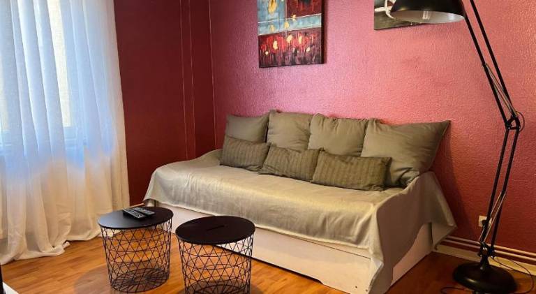 Holiday apartment with 1 room for 5 persons in Metz