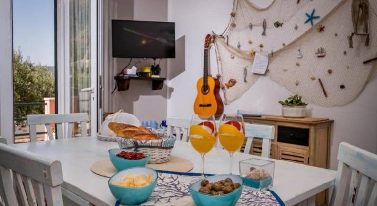 Villa with 3 rooms for 7 persons — photo 4