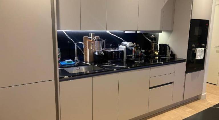 Stunning and central three bedroom Penthouse with roof terrace — photo 3