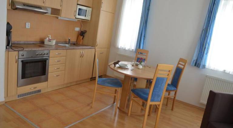 Rental apartment with terrace — photo 2