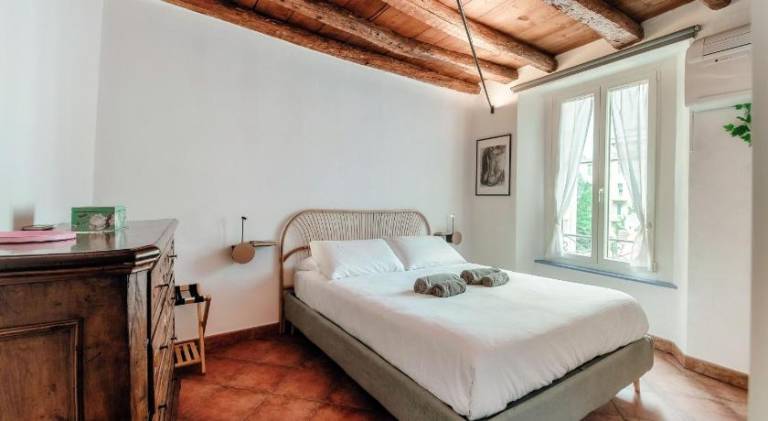 Holiday apartment | Next to Como Cathedral — photo 2