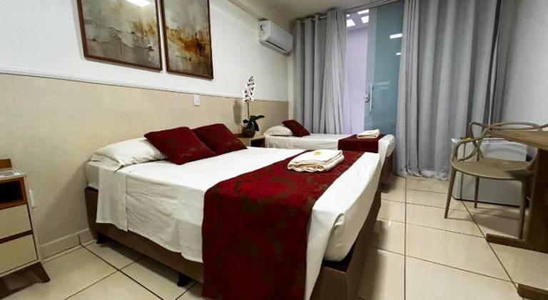 Max Hotel