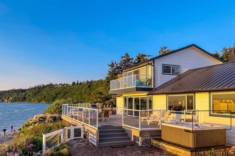 Cottage Island County