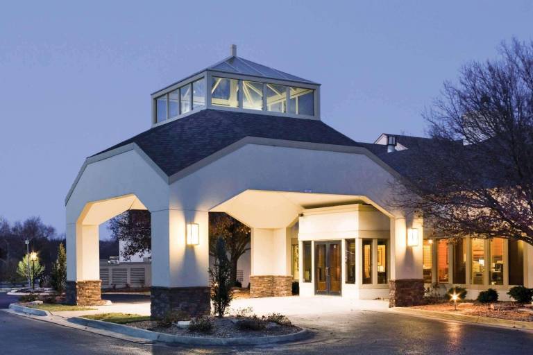 Quality Inn & Suites Albuquerque Midtown - University Area in Albuquerque, NM