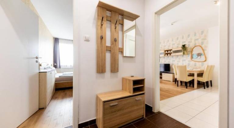 Holiday apartment with 2 rooms for 6 persons — photo 5