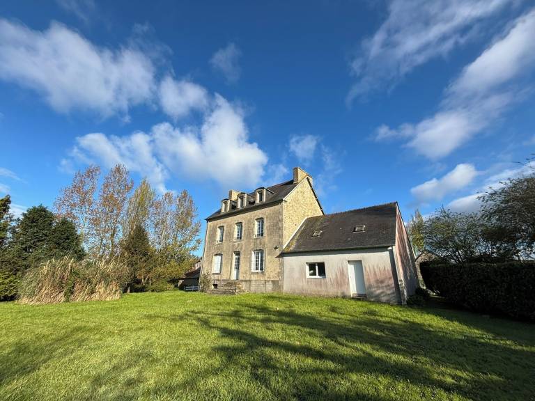 Maison de vacances  Plomodiern