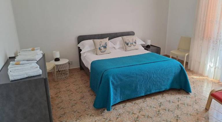House with 2 rooms for 6 persons — photo 2
