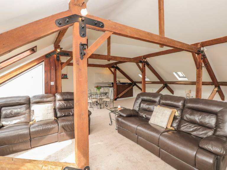 Cottage with yard | Beach view — photo 4