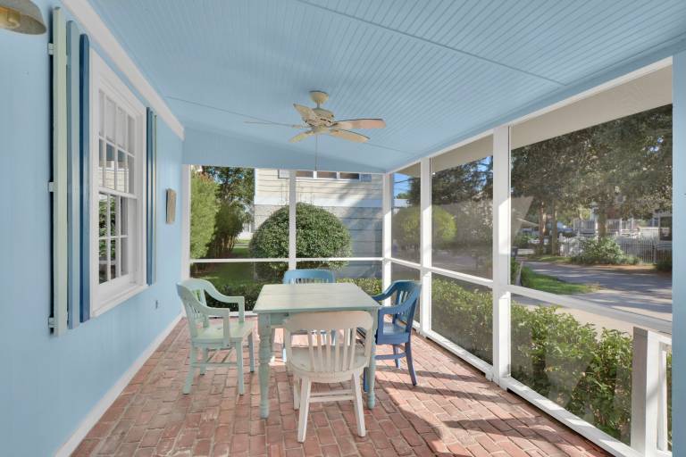 Happy Cottage - 504 Sea Breeze Dr — photo 3