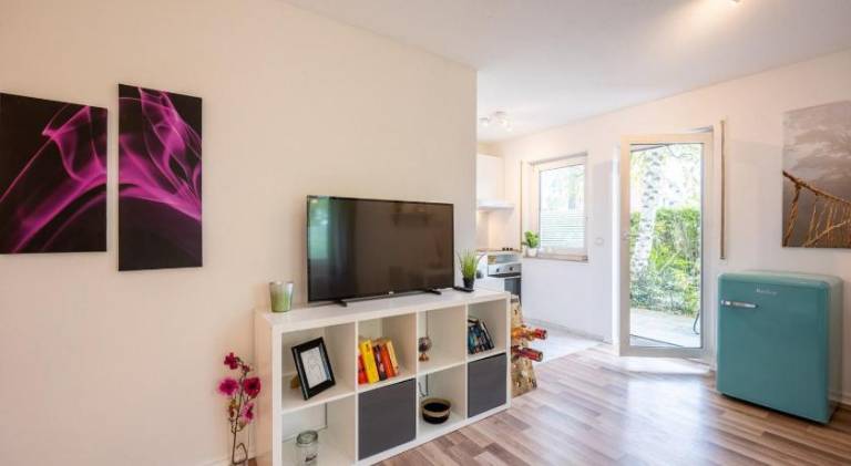 Holiday apartment with patio — photo 2